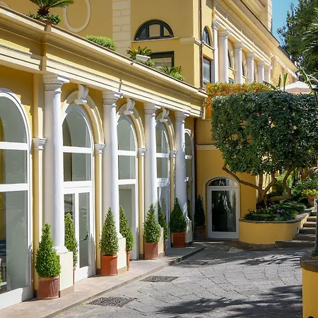 Imperial Tramontano Hotell 4*
