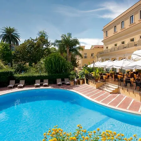 Imperial Tramontano Hotel 4*